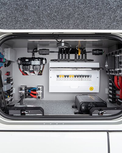 Toto elektrické řídicí centrum s certifikací VDE
